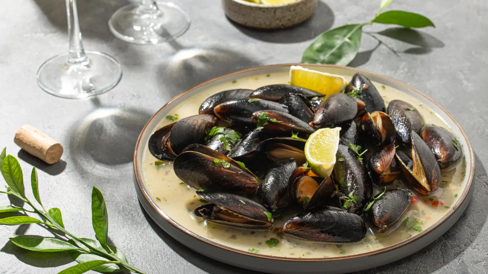 Mussels served in seafood restaurant