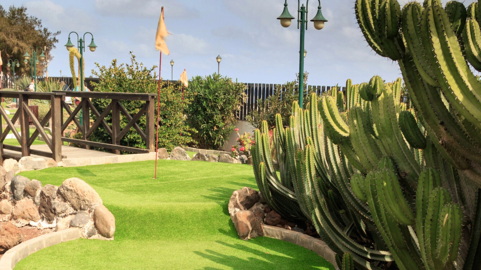 Minigolf Algarve places to play for family